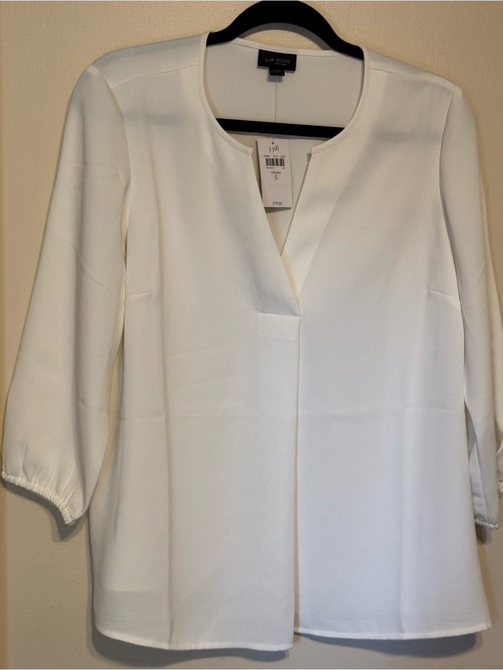 J. Jill Cream V-Neck Top